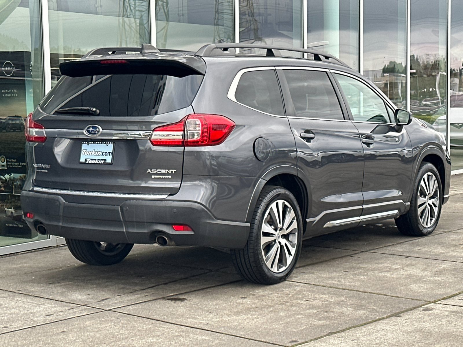 Used 2019 Subaru Ascent Limited image 3