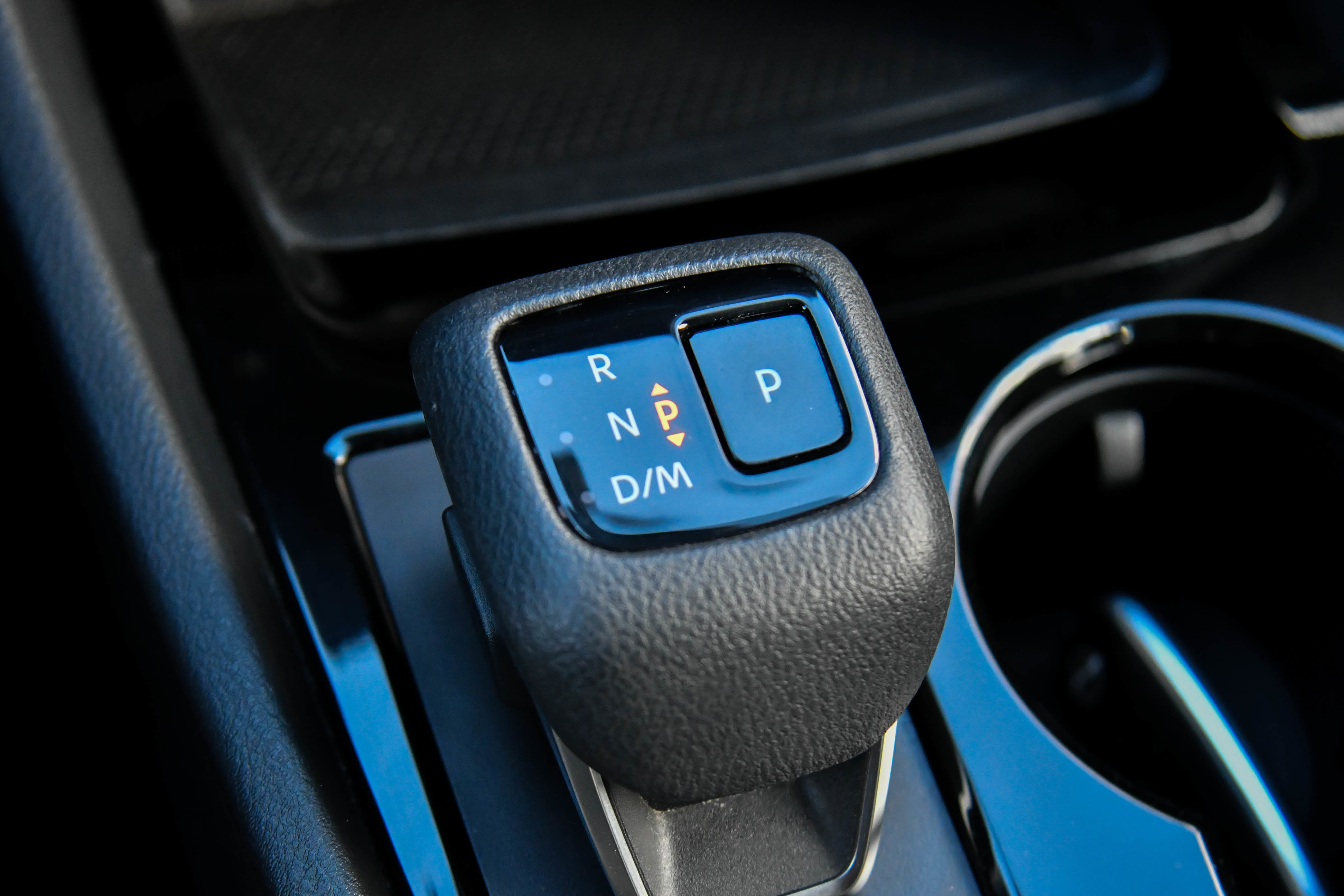 Used 2024 Nissan Rogue SV image 24