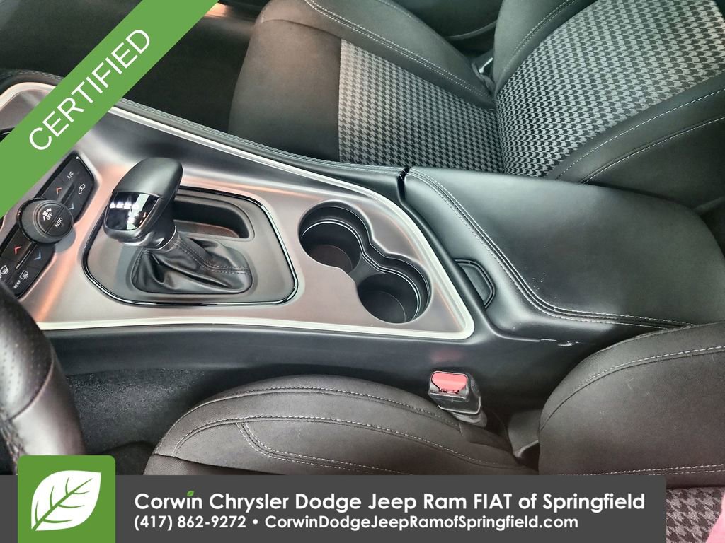 Used 2022 Dodge Challenger SXT w/ Blacktop Package image 29