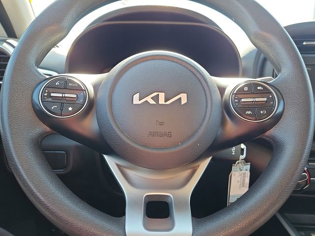 Used 2023 Kia Soul LX w/ Option Group 015 FWD image 19