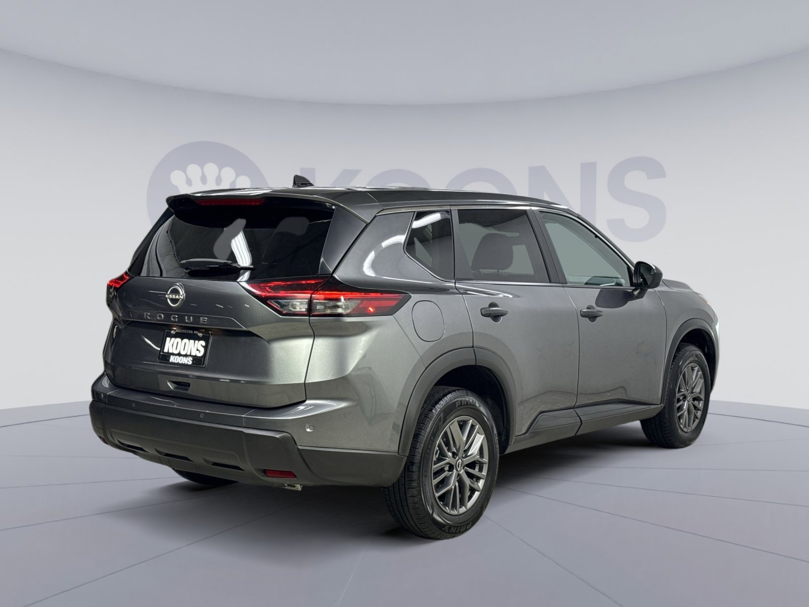 Used 2024 Nissan Rogue S image 12