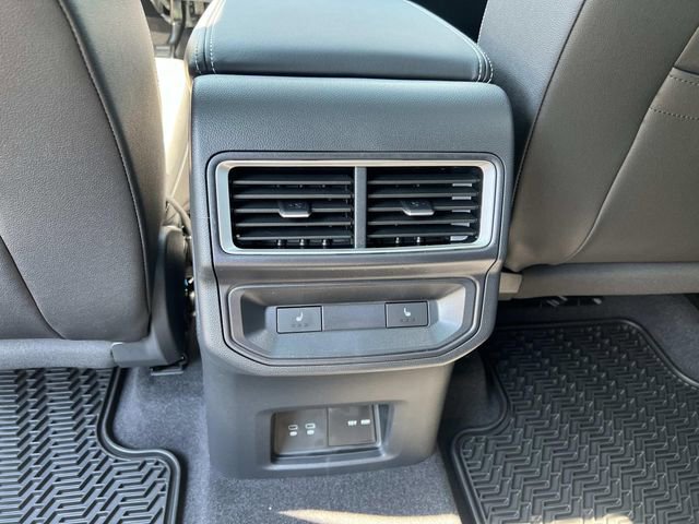 New 2026 Volkswagen Atlas Cross Sport SEL Premium R-Line image 22