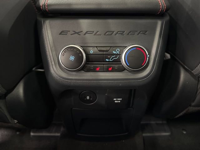 Used 2025 Ford Explorer ST-Line w/ Premium Package image 25