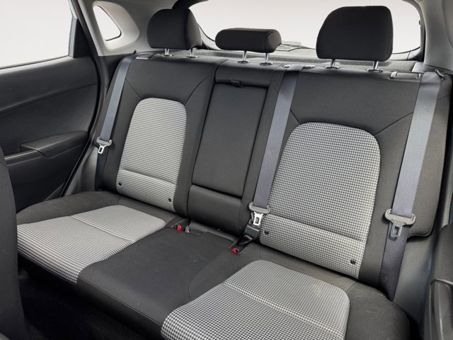 Used 2018 Hyundai Kona SE AWD/4WD image 13