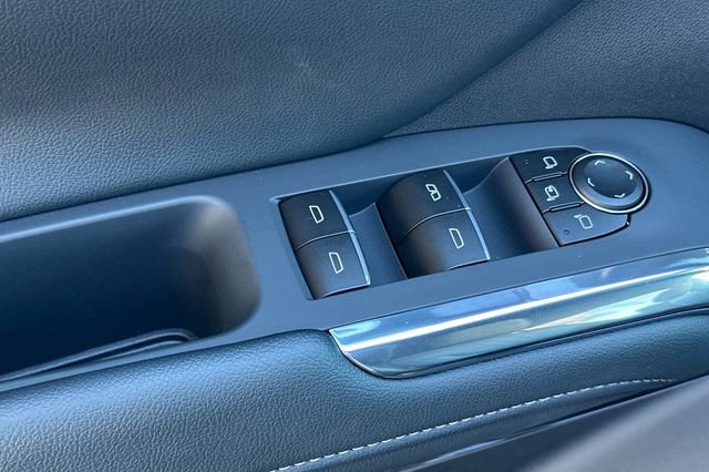 New 2026 Chevrolet Traverse High Country image 15