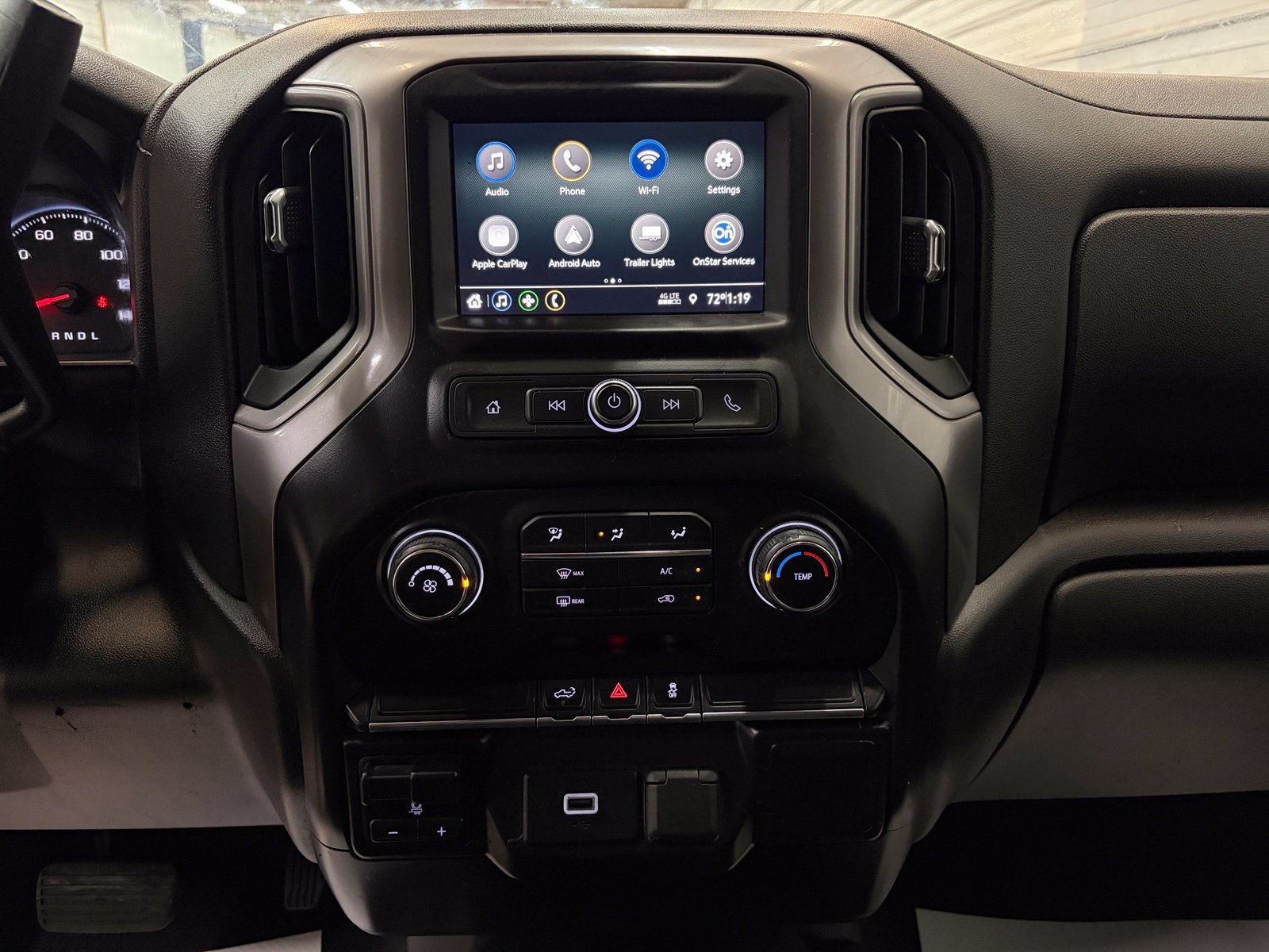 Used 2020 Chevrolet Silverado 2500 Custom w/ Custom Value Package AWD/4WD image 18