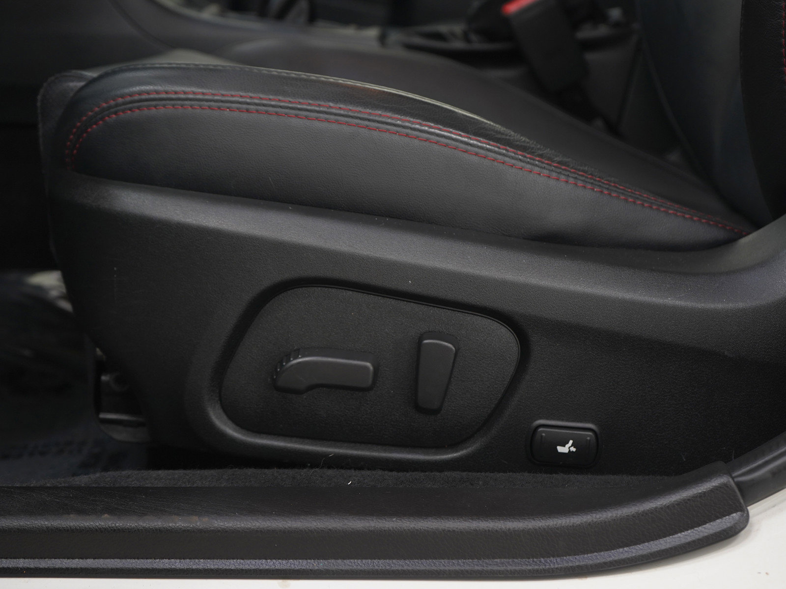 Used 2020 Subaru WRX Limited AWD/4WD image 21