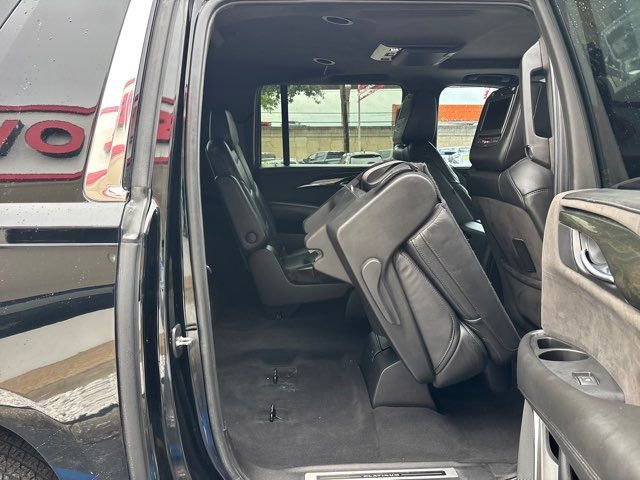 Used 2018 Cadillac Escalade ESV Platinum AWD/4WD image 59