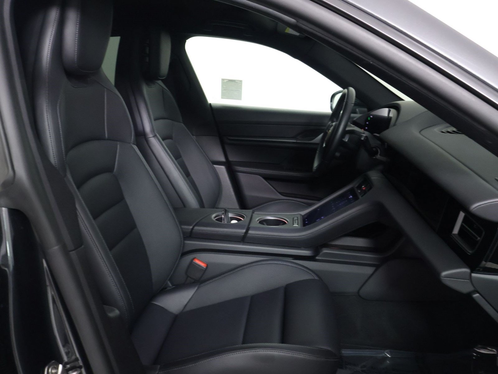 Certified 2025 Porsche Taycan RWD image 30
