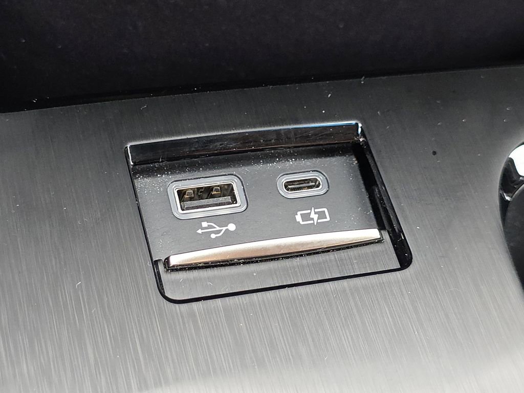 Used 2024 Lexus ES 350 Luxury w/ Accessory Package (Z2) image 33