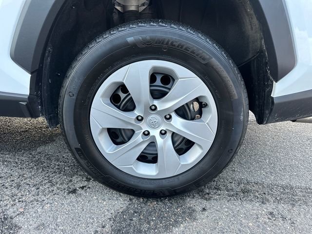 Certified 2024 Toyota RAV4 LE image 15