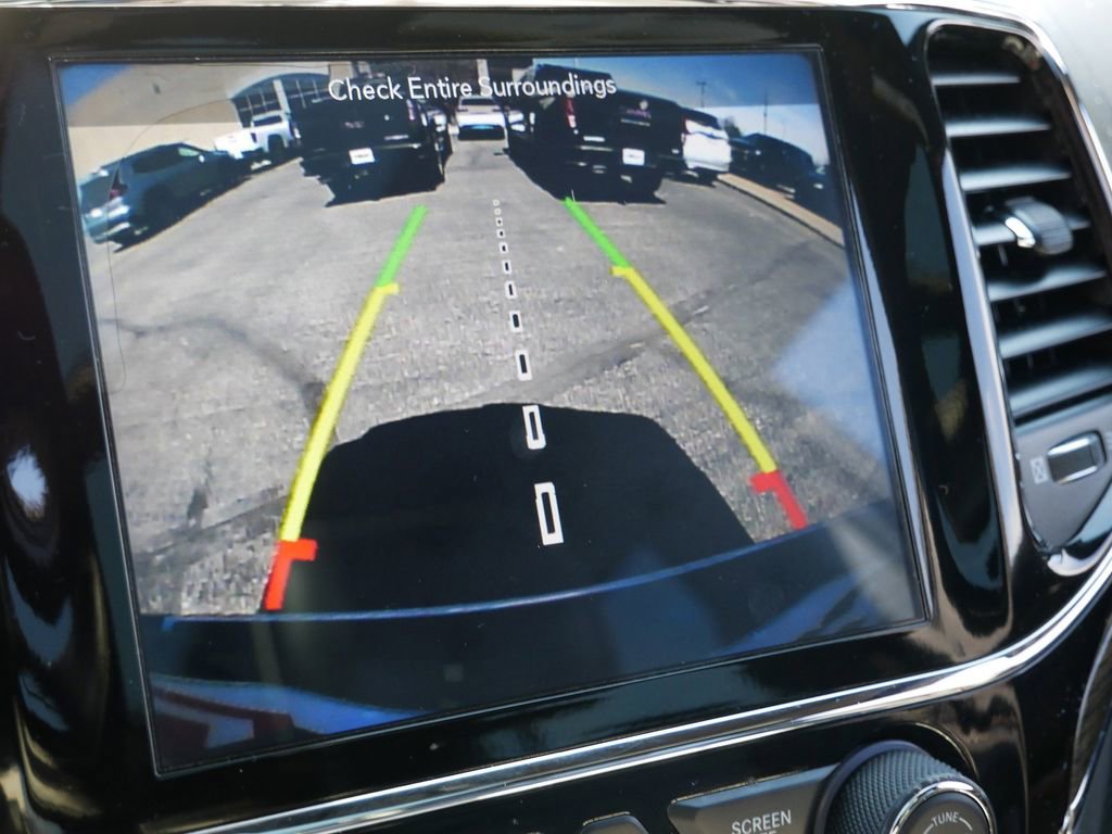 Used 2019 Jeep Grand Cherokee Summit AWD/4WD image 37