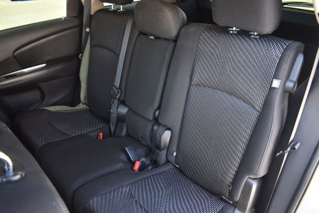 Used 2015 Dodge Journey SXT w/ Flexible Seating Group FWD image 19