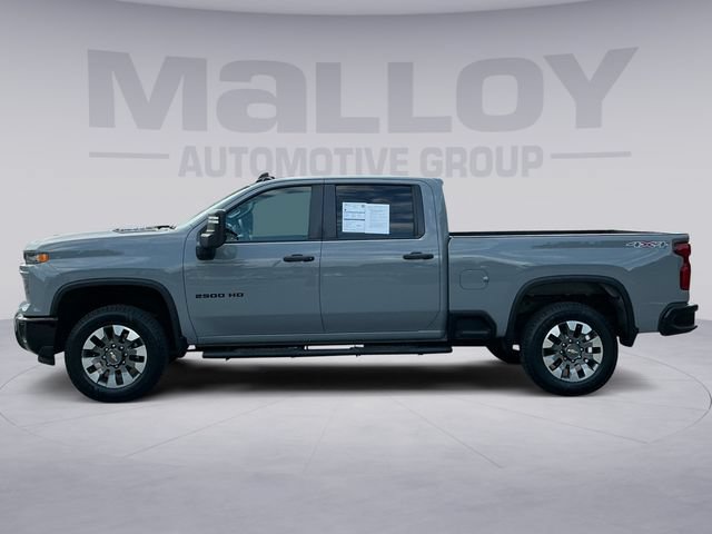 Used 2024 Chevrolet Silverado 2500 Custom w/ Custom Value Package AWD/4WD image 2