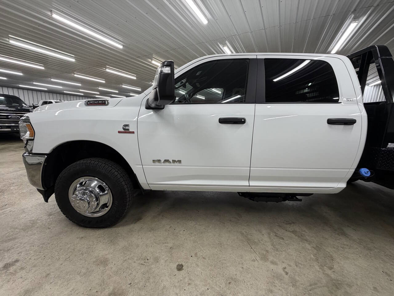 Used 2024 RAM 3500 SLT w/ Quick Order Package 2YG SLT image 16
