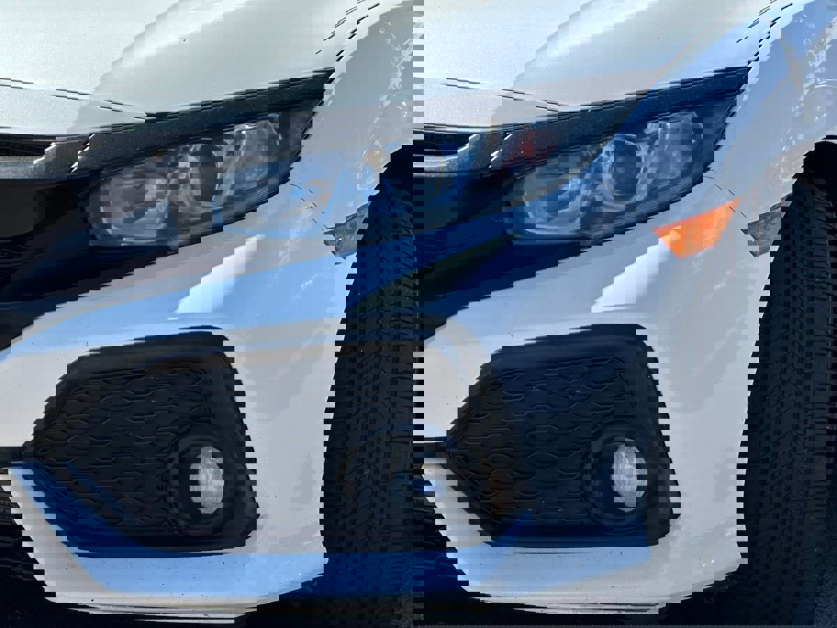 Used 2018 Honda Civic Sport image 6