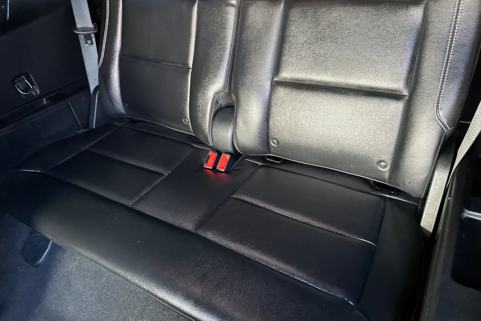 Used 2021 Ford Explorer ST w/ Equipment Group 401A AWD/4WD image 18