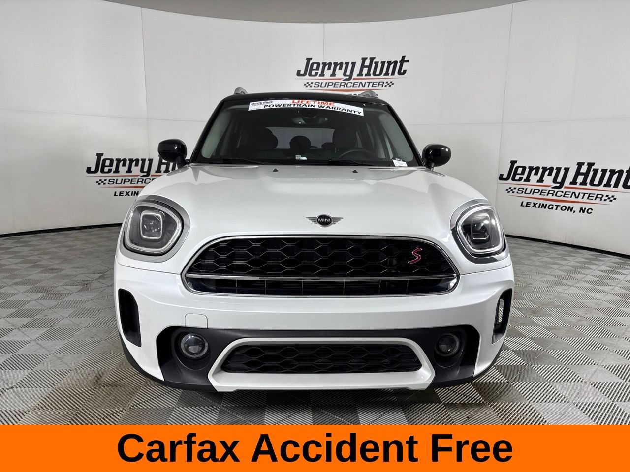 Used 2024 MINI Cooper Countryman S FWD image 3