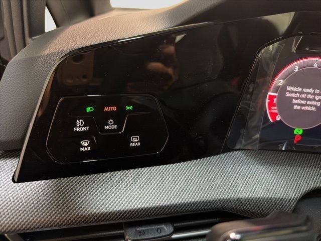 New 2026 Volkswagen GTI SE FWD image 20
