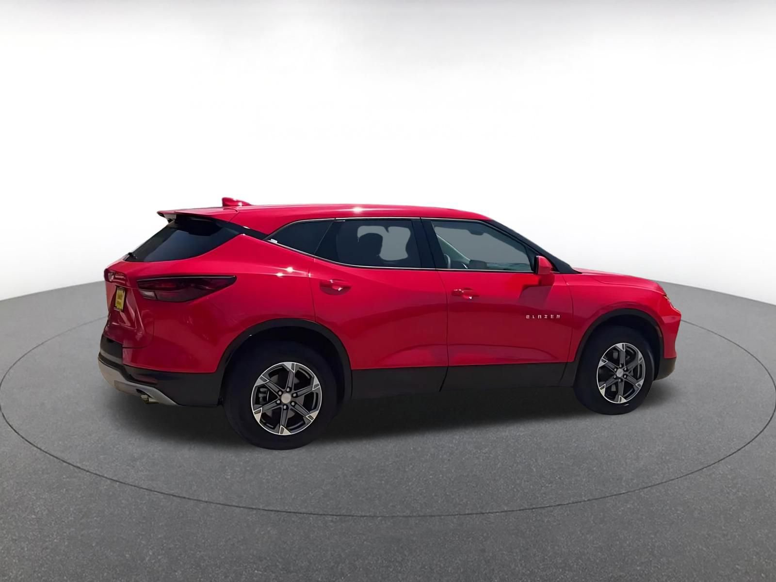 Used 2025 Chevrolet Blazer LT FWD image 15