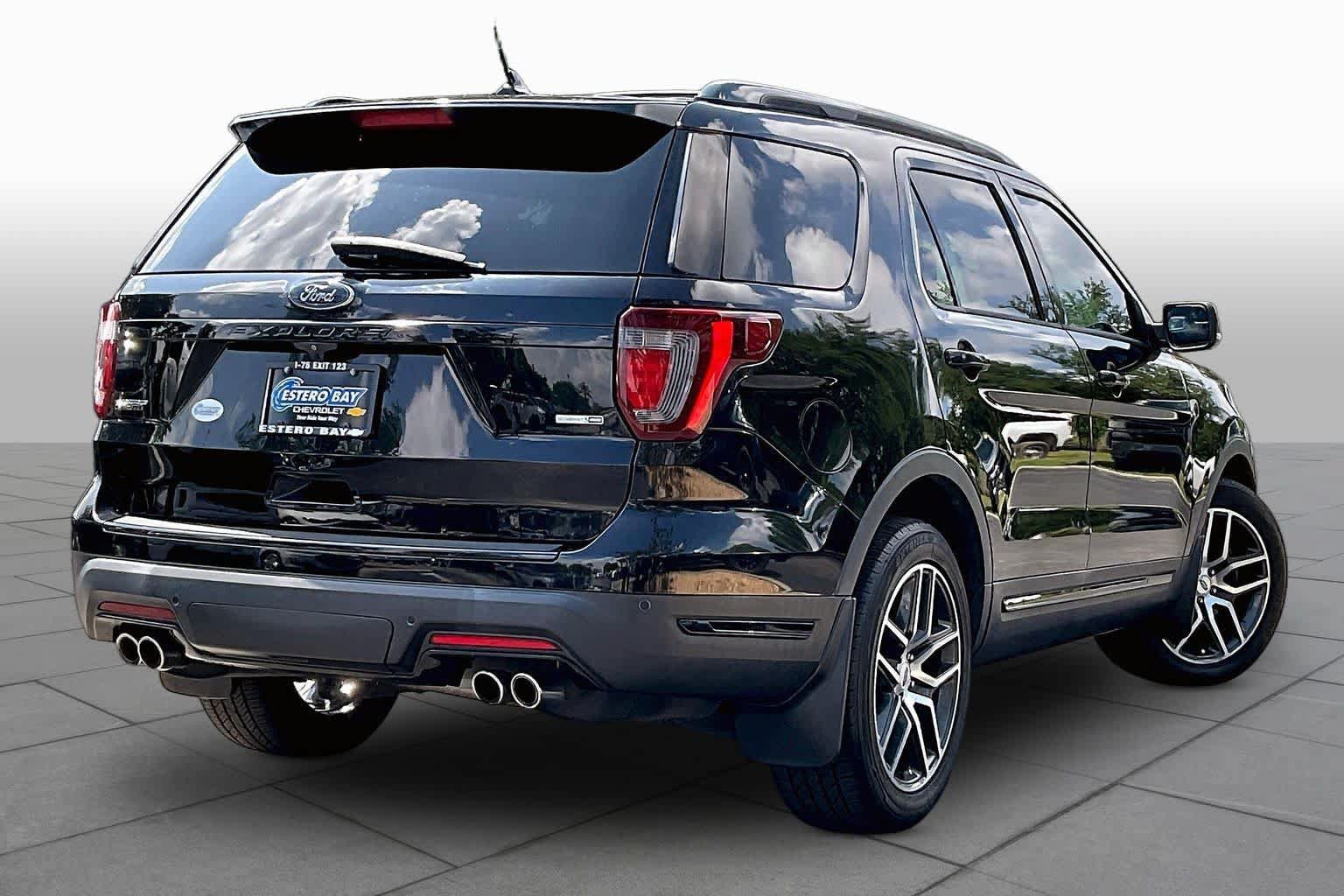 Used 2018 Ford Explorer Sport AWD/4WD image 13