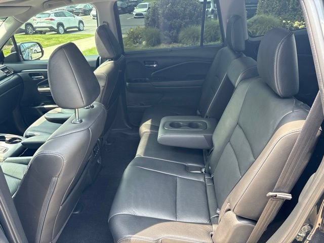 Used 2022 Honda Pilot Black Edition image 25