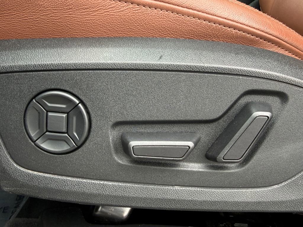 Used 2022 Audi Q3 2.0T Premium w/ Convenience Package AWD/4WD image 10