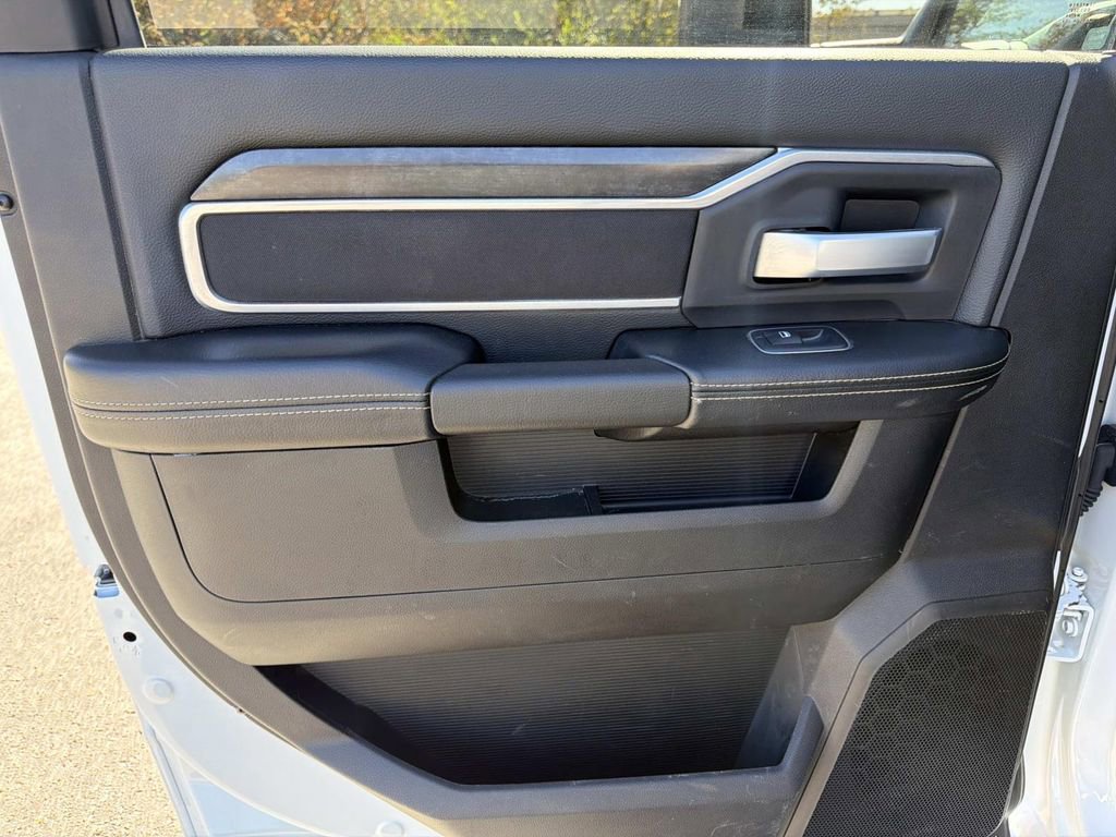 Used 2024 RAM 2500 Big Horn image 15
