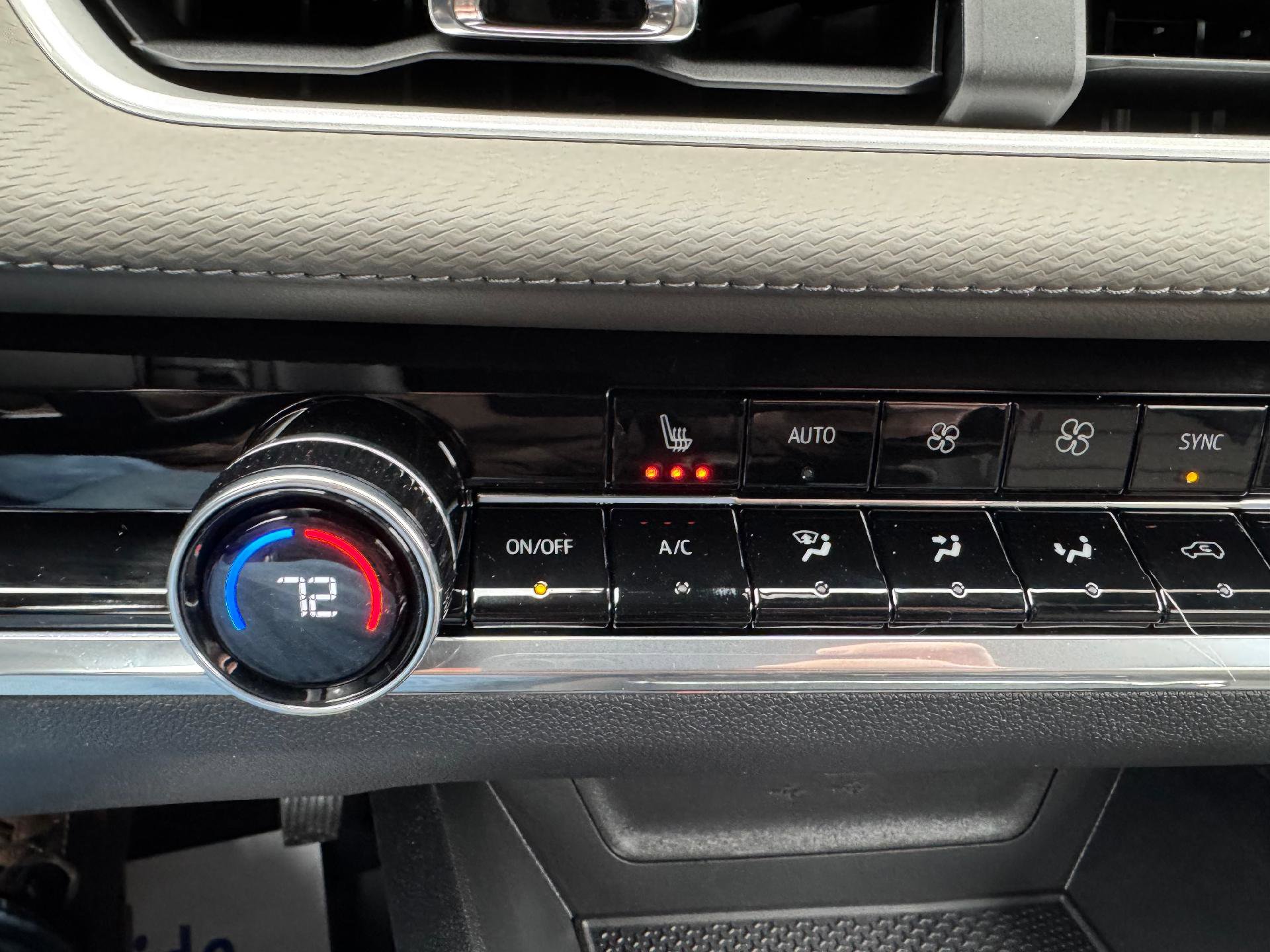 New 2026 Chevrolet Equinox LT w/ Convenience Package II image 34