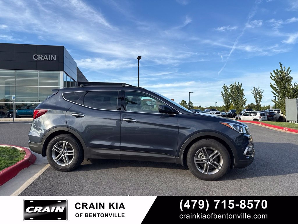 Used 2017 Hyundai Santa Fe Sport FWD image 3