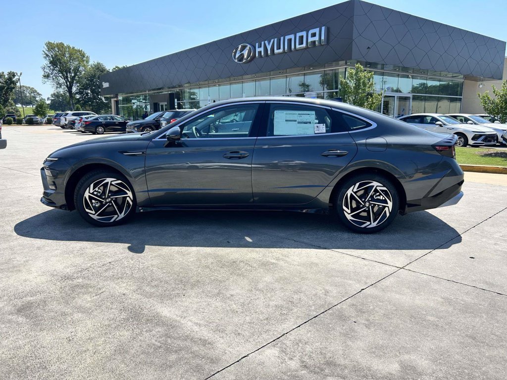 New 2026 Hyundai Sonata SEL FWD image 6