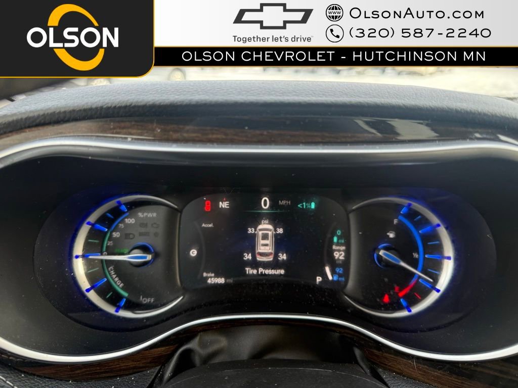 Used 2023 Chrysler Pacifica Limited image 16