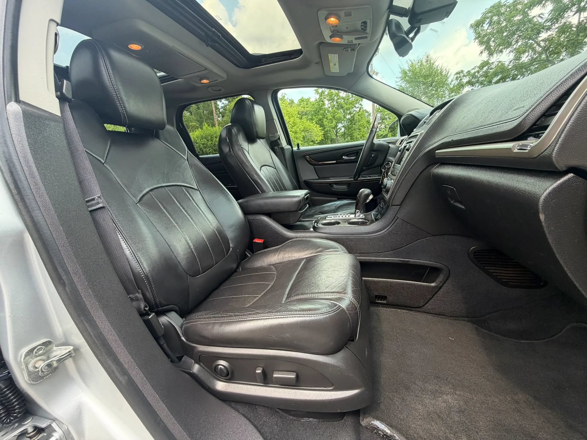 Used 2014 GMC Acadia Denali AWD/4WD image 15