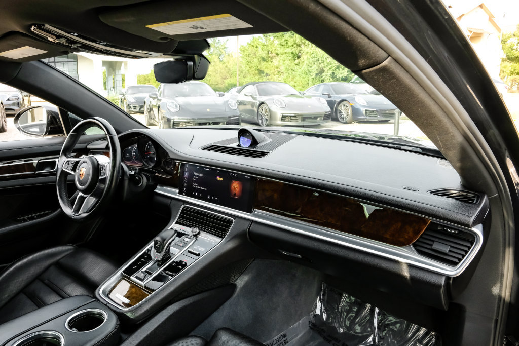 Used 2018 Porsche Panamera 4 AWD/4WD image 8