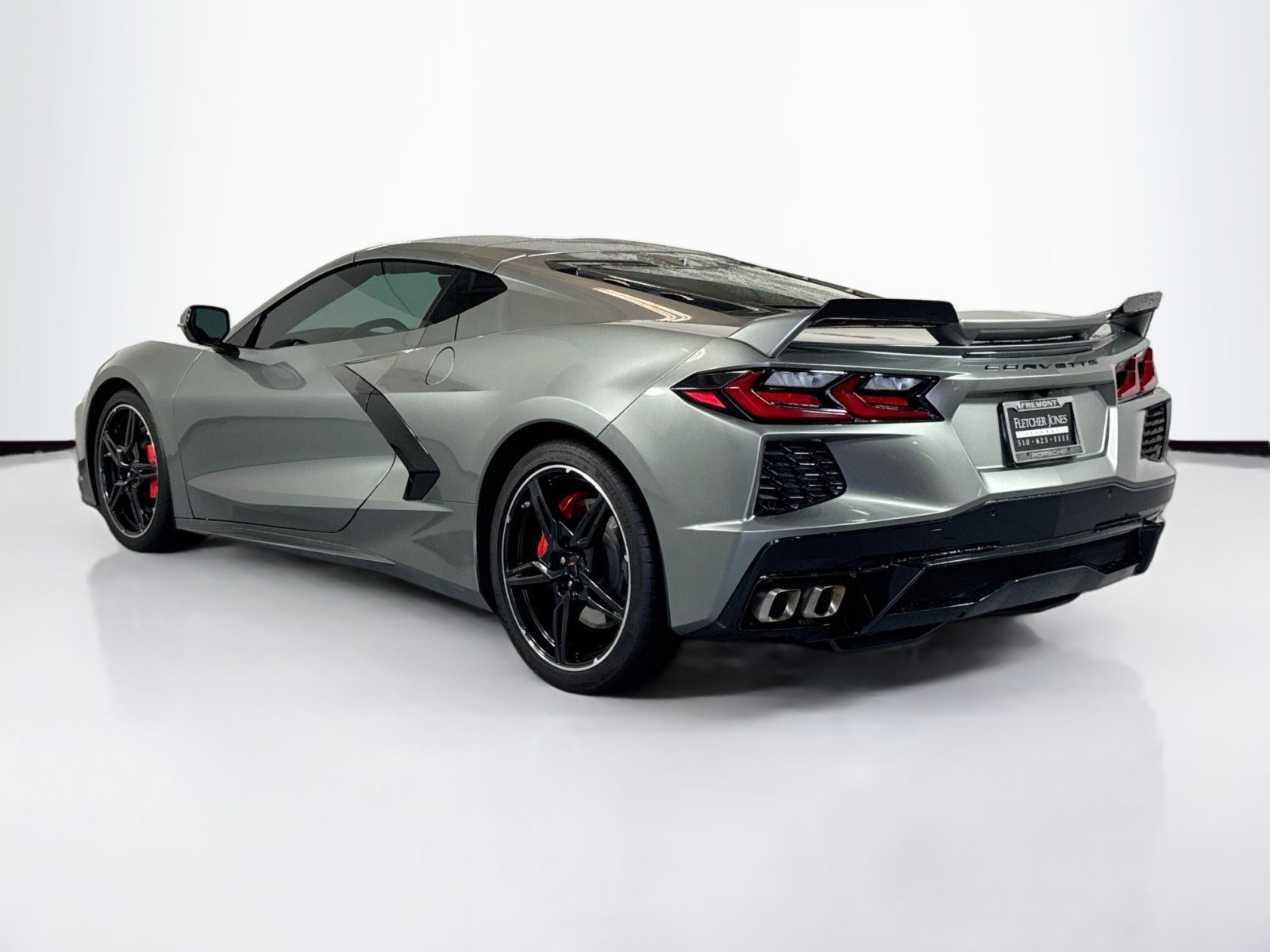 Used 2022 Chevrolet Corvette Stingray Preferred Cpe w/ Z51 Performance Package image 3