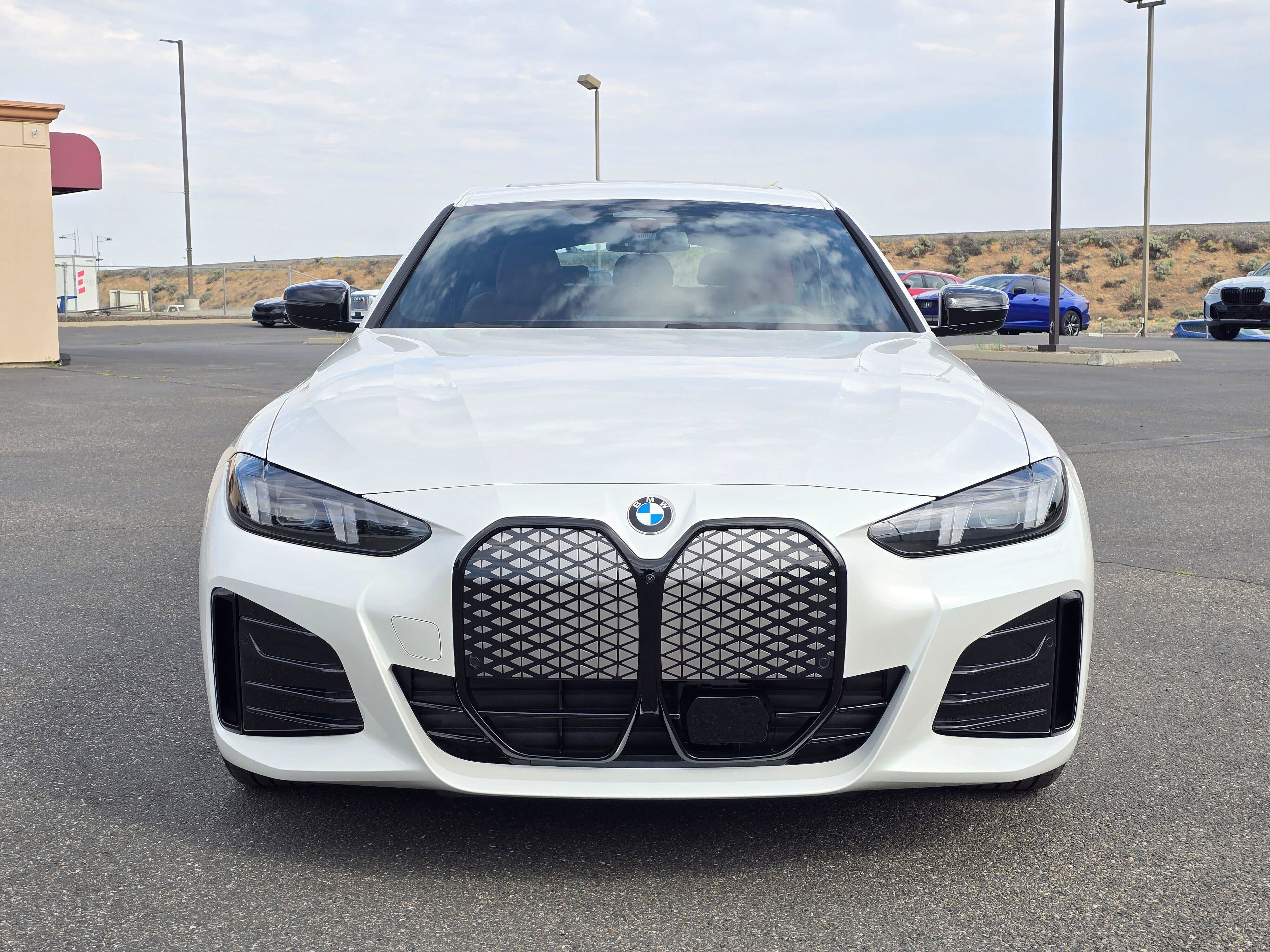 New 2026 BMW i4 xDrive40i w/ M Sport Package AWD/4WD image 6