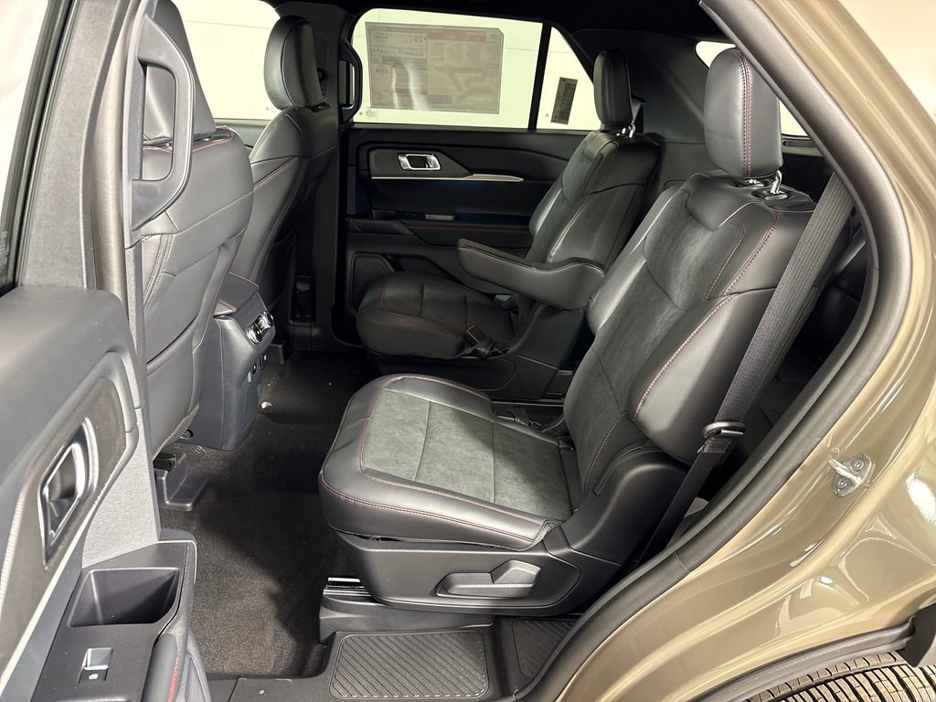 New 2026 Ford Explorer ST AWD/4WD image 31