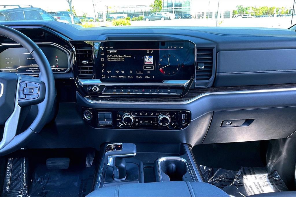 Used 2024 GMC Sierra 1500 Elevation w/ Elevation Premium Package AWD/4WD image 19