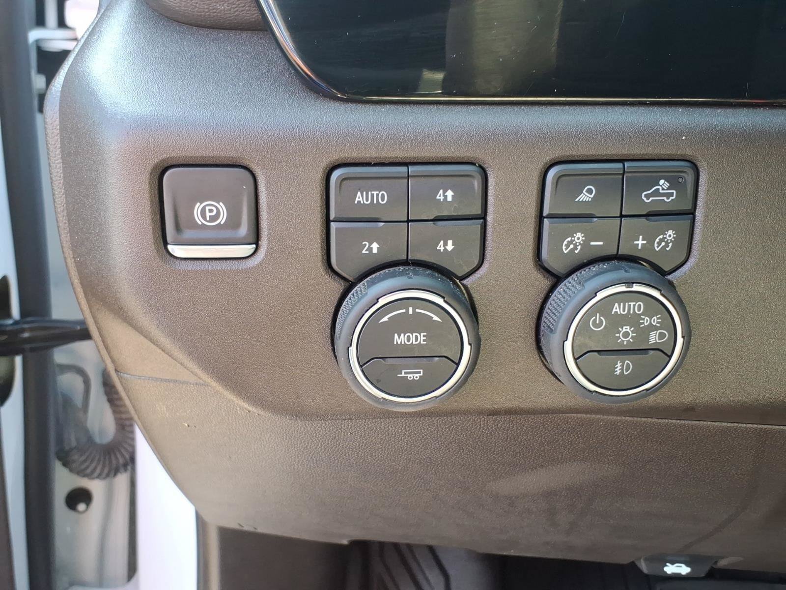 Used 2024 Chevrolet Silverado 1500 LTZ w/ LTZ Convenience Package II AWD/4WD image 19