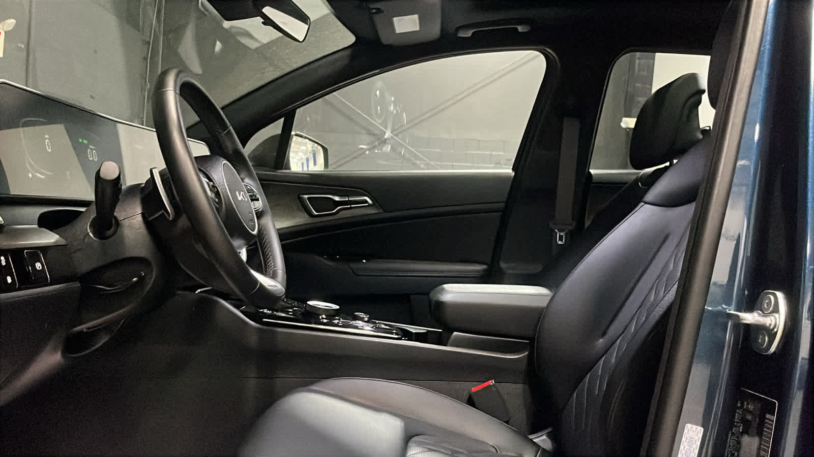 Used 2025 Kia Sportage X-Line AWD/4WD image 9