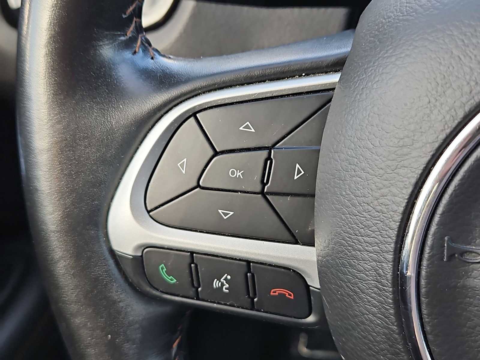 Used 2020 Jeep Compass Limited image 25