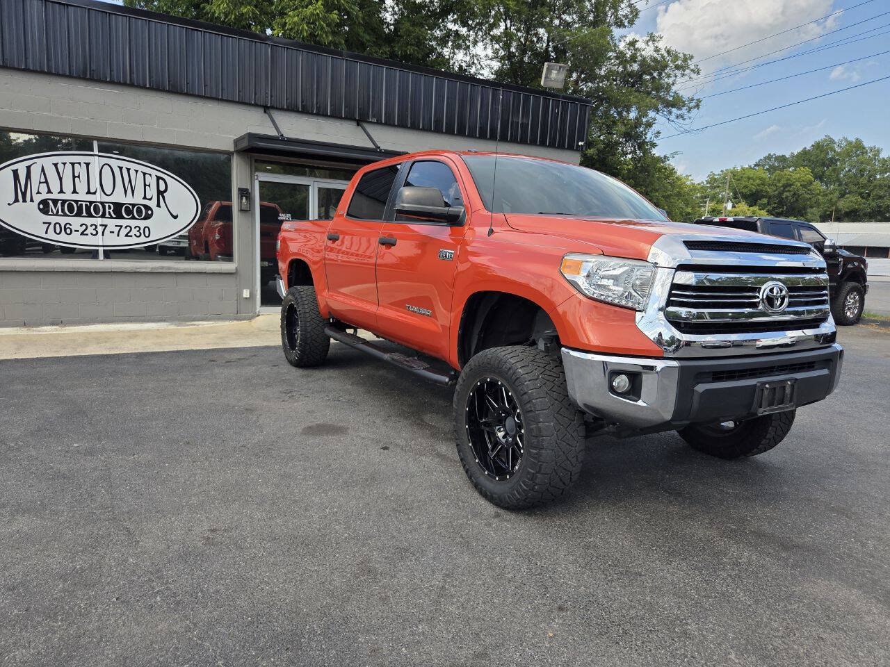 Used 2016 Toyota Tundra SR5 w/ TRD Off Road Package AWD/4WD image 7