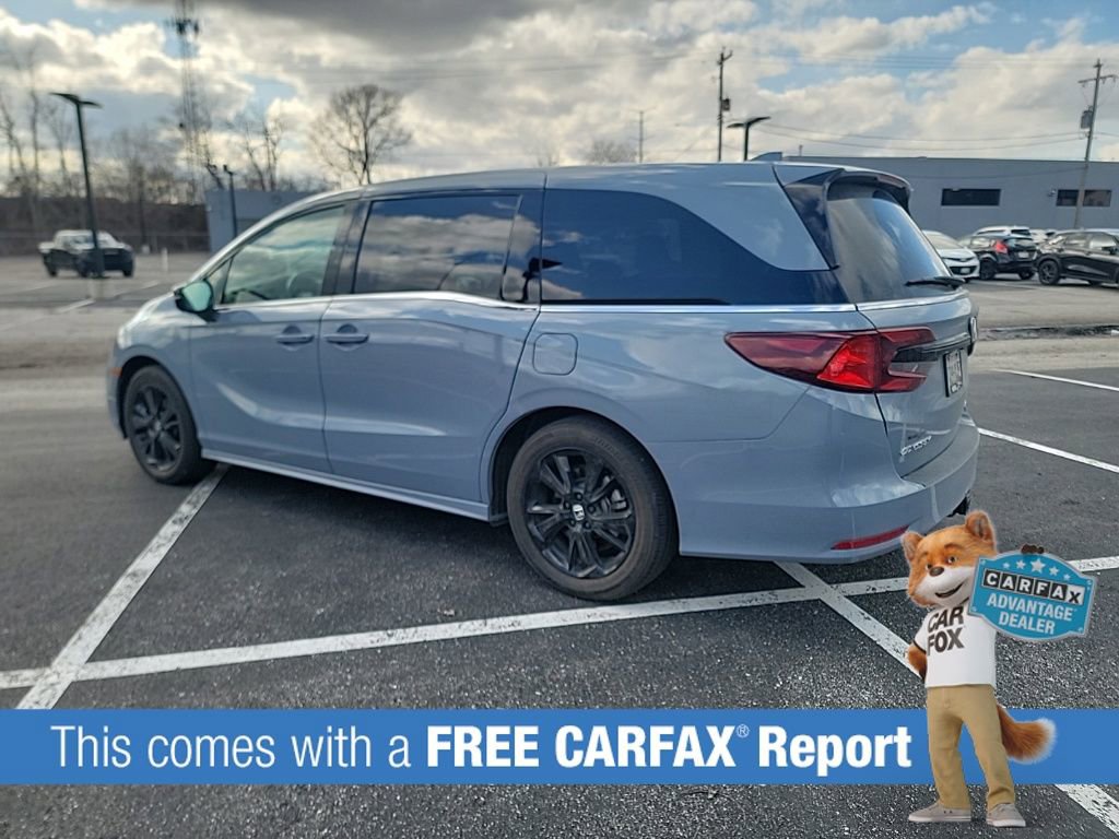 Used 2024 Honda Odyssey Sport image 3