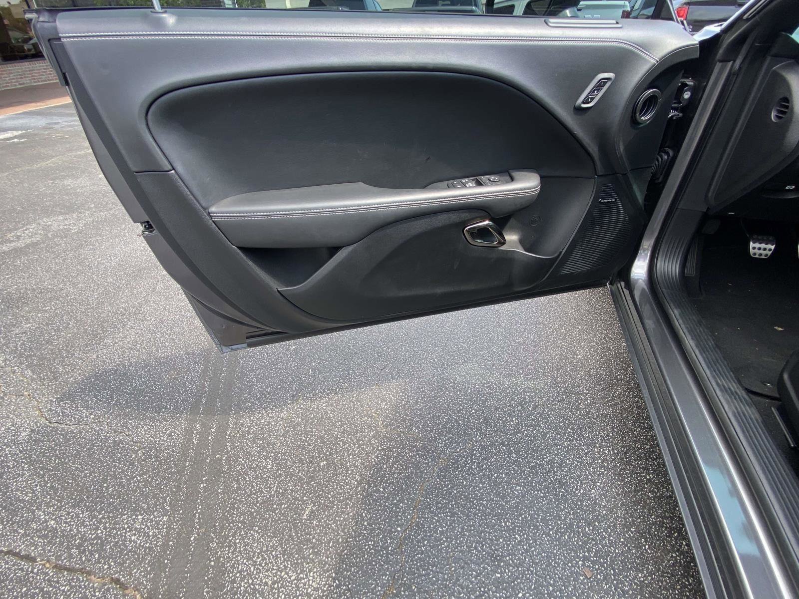 Used 2023 Dodge Challenger SRT Hellcat image 18