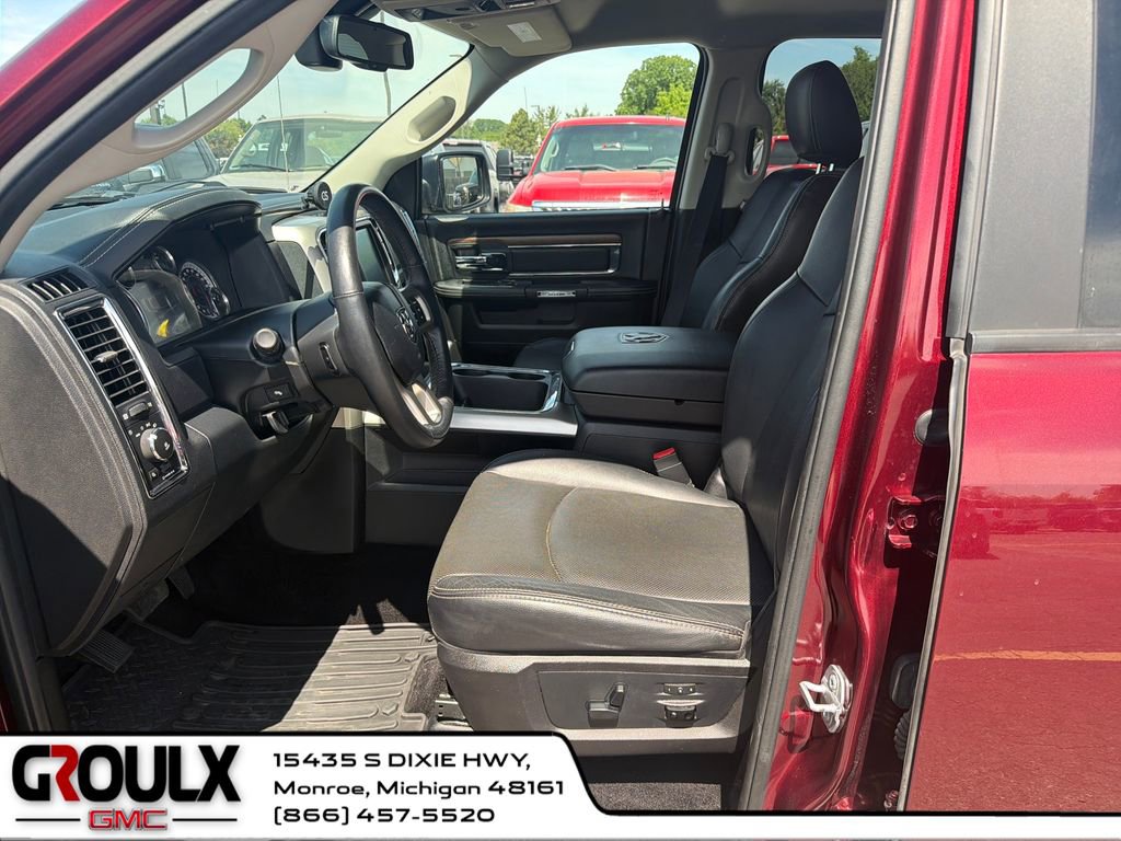 Used 2016 RAM 1500 Laramie w/ Convenience Group AWD/4WD image 10