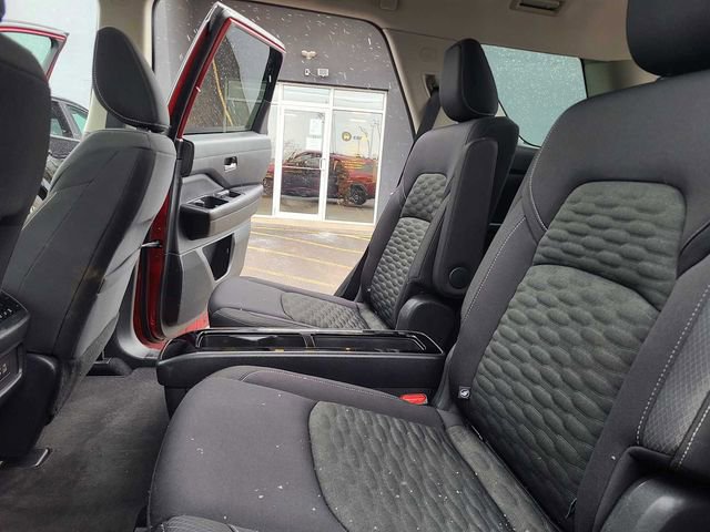 Used 2022 Nissan Pathfinder SV w/ SV Premium Package image 22