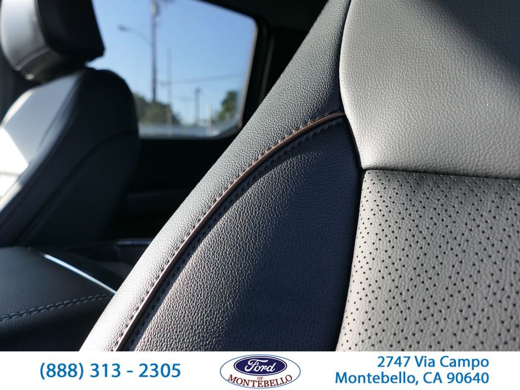 New 2025 Ford F350 Lariat w/ Lariat Ultimate Package image 14