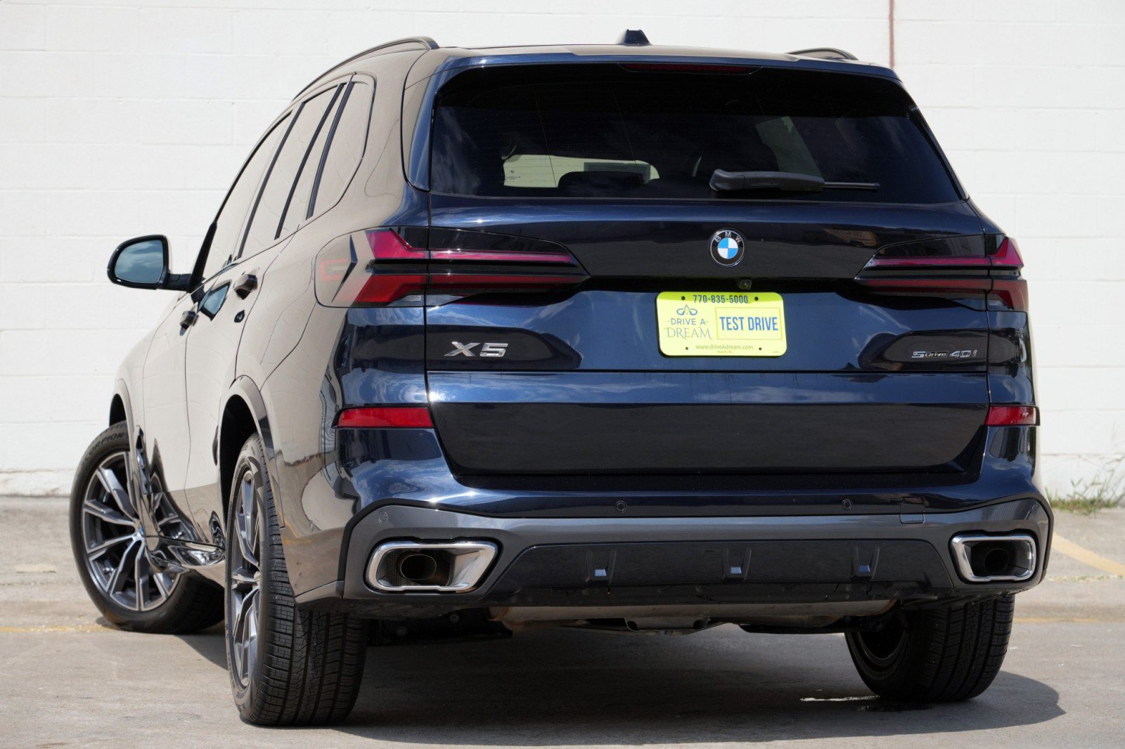 Used 2024 BMW X5 sDrive40i w/ M Sport Package RWD image 6