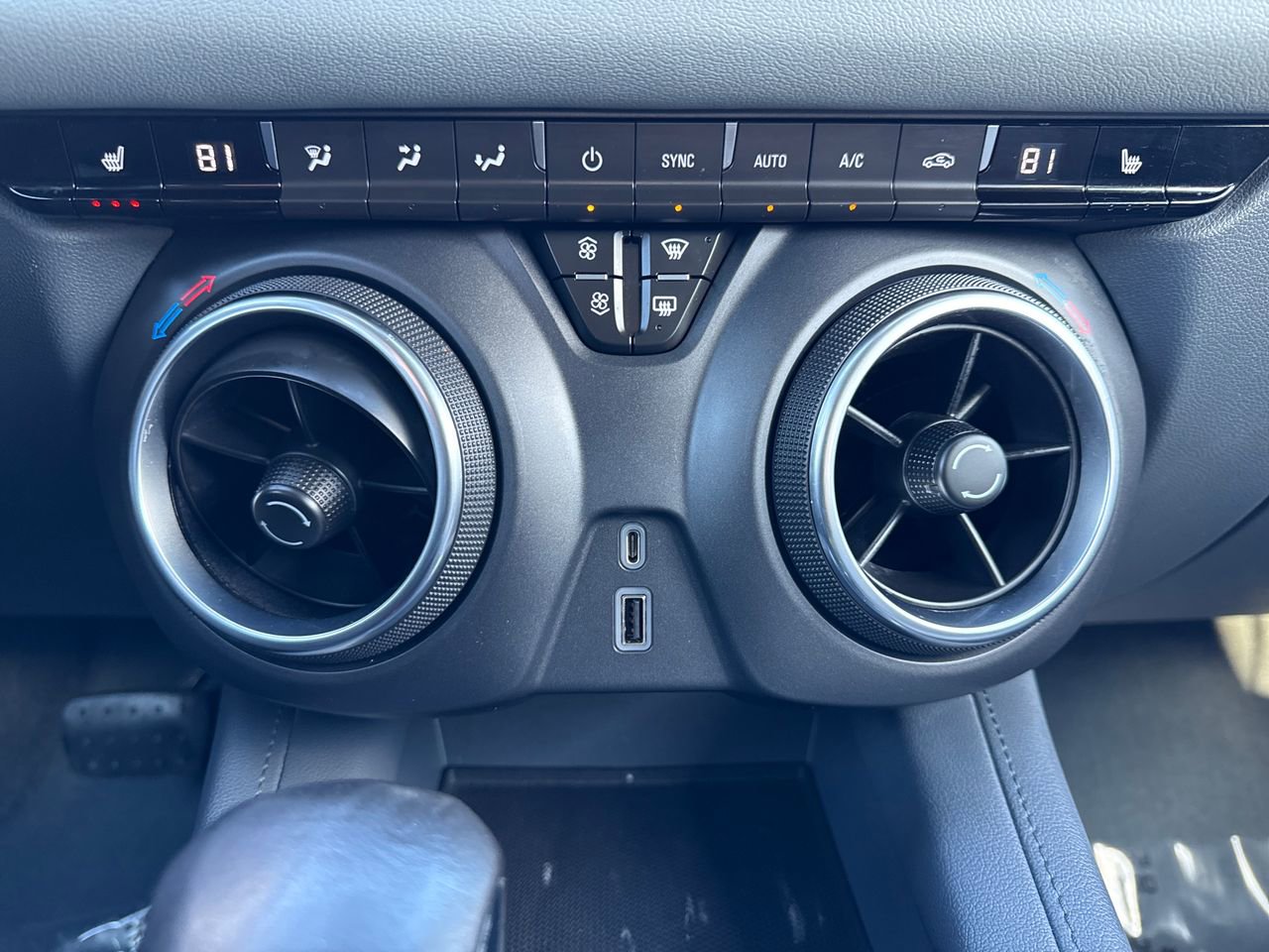 Used 2020 Chevrolet Blazer LT image 21