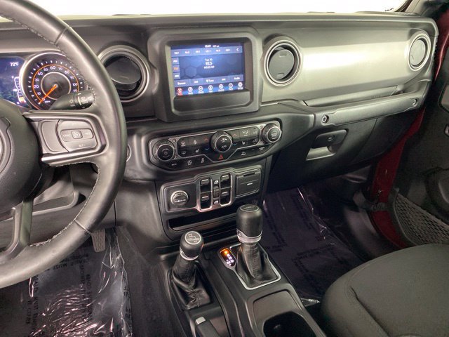 Used 2021 Jeep Gladiator Sport AWD/4WD image 29
